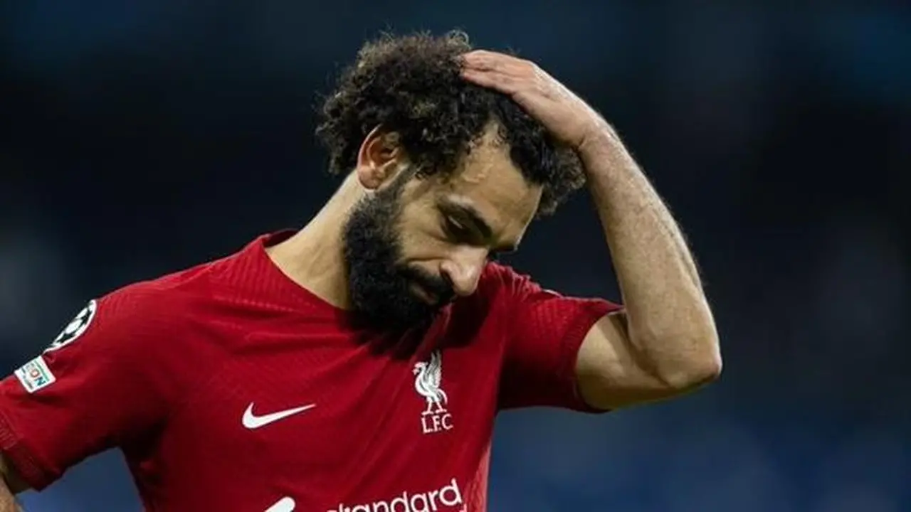 محادثات محمد صلاح وسلوت تحسم مستقبل ليفربول وسط تصاعد الأزمة بين النجم والمدرب